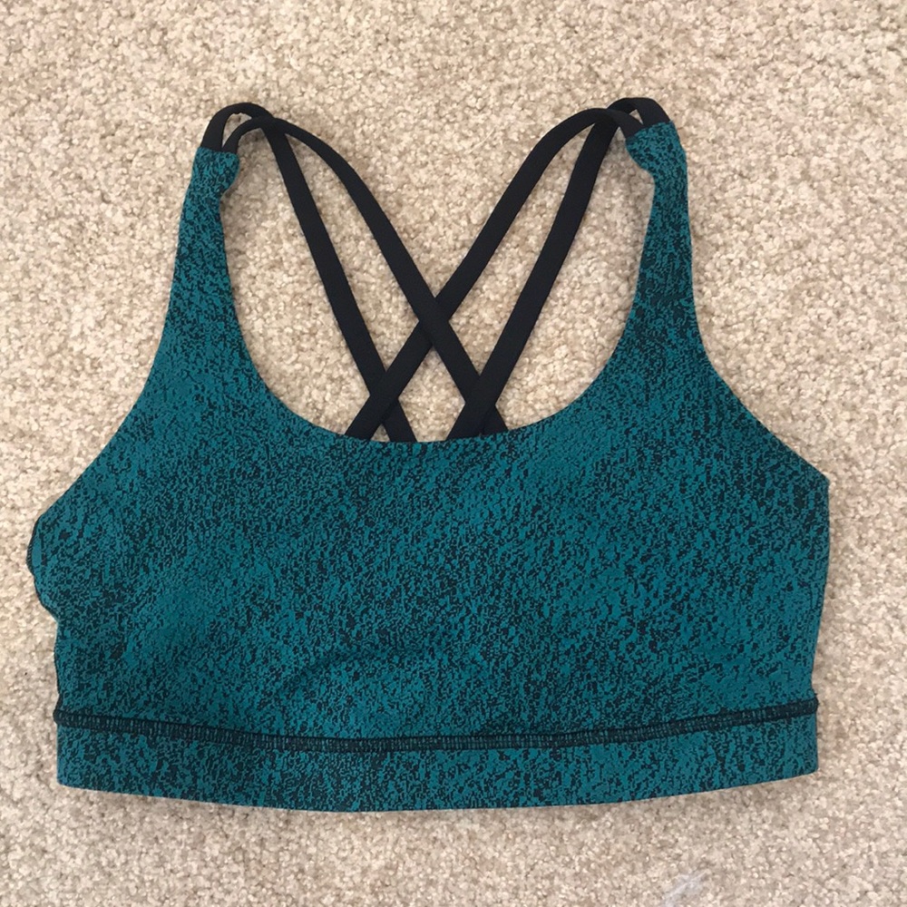 Lululemon sports bra